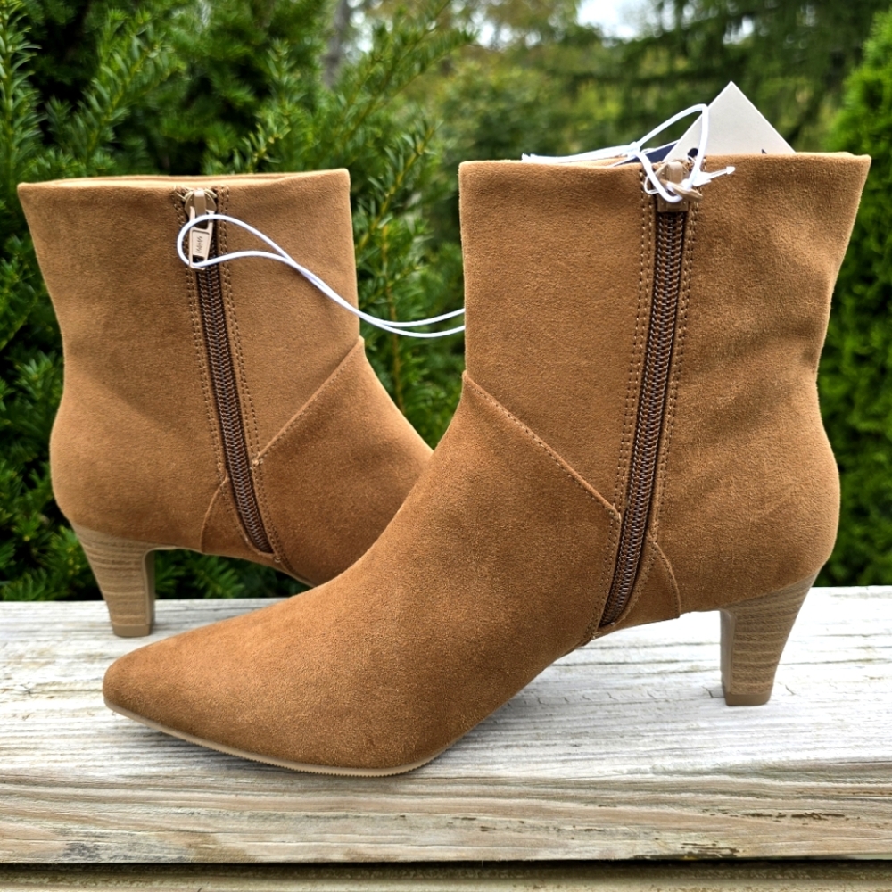 Universal Threads NEW!! Frances Tan Microfiber, B… - image 4